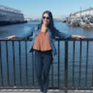 Meet your Posher, Stephanie